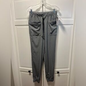 NWT Climate Right by Cuddle Duds 5 Pocket Scrub Jogger Size Women’s X Small